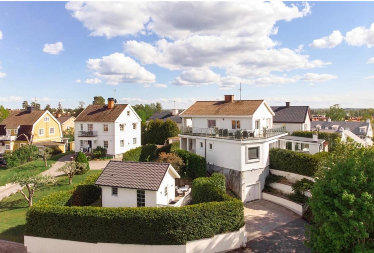 Pensionat Prinshoejden - Home Katrineholm Esterno foto