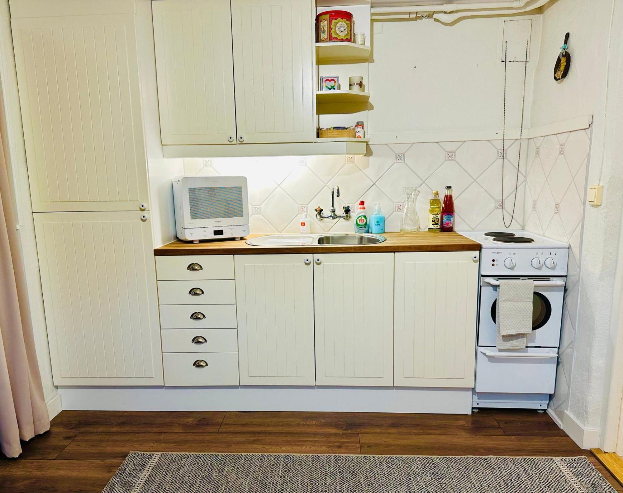 Pensionat Prinshoejden - Home Katrineholm Esterno foto