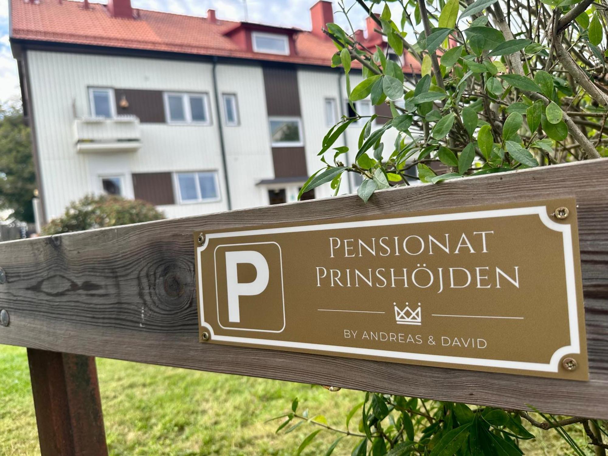 Pensionat Prinshoejden - Home Katrineholm Esterno foto