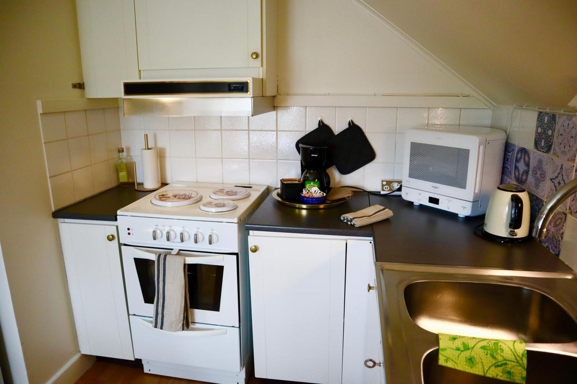 Pensionat Prinshoejden - Home Katrineholm Esterno foto