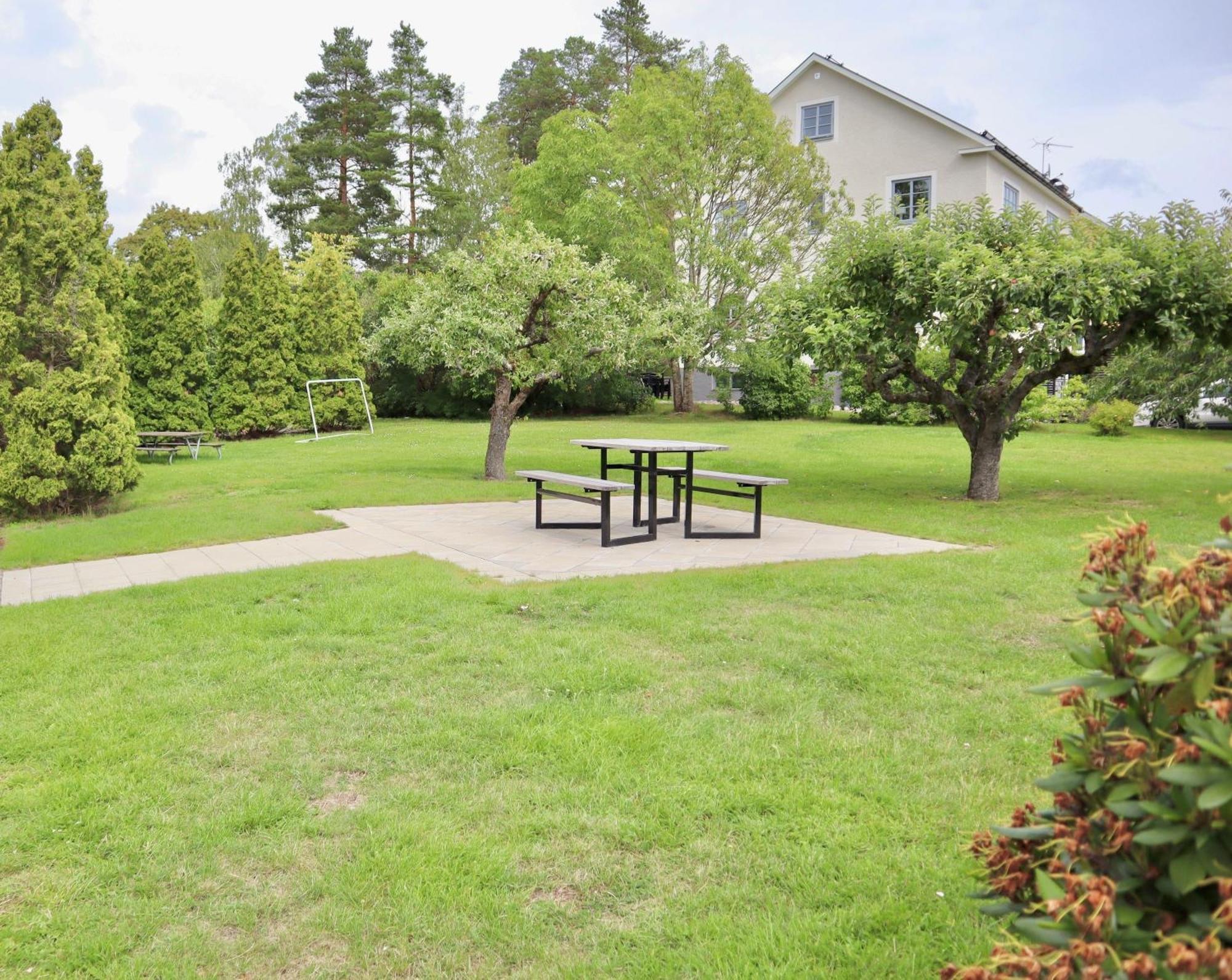 Pensionat Prinshoejden - Home Katrineholm Esterno foto